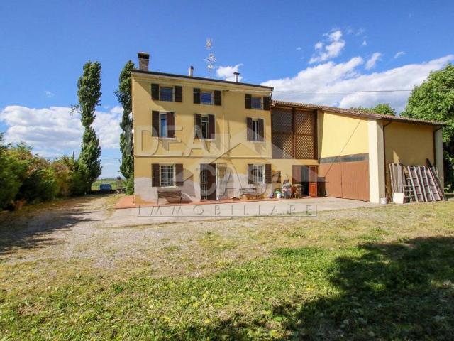 Villa Indipendente in vendita a Unione Comuni Modenesi Area Nord, Mirandola