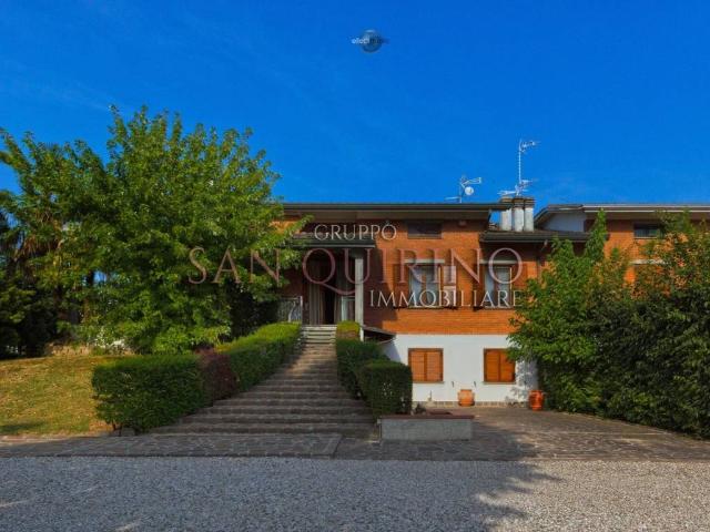 Villa Indipendente in vendita a Unione Comuni Modenesi Area Nord, Mirandola