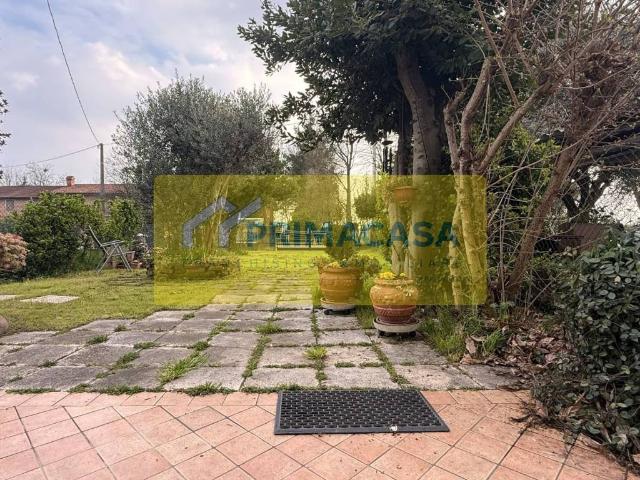 Villa Indipendente in vendita a Mirano, Veneto