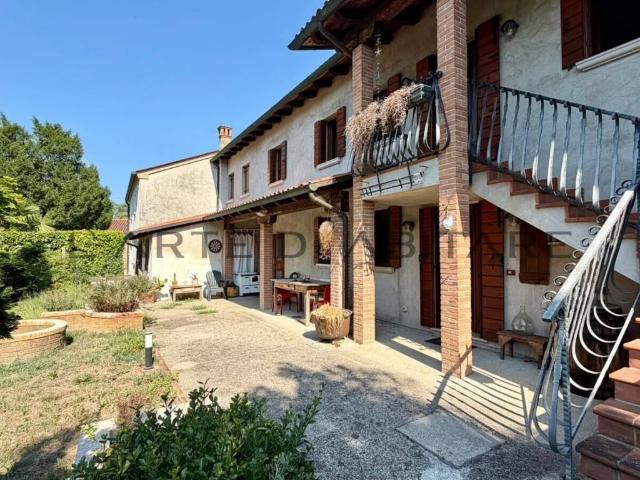 Villa Indipendente in vendita a Mirano, Veneto