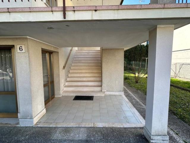 Villa Indipendente in vendita a Mirano, Venezia