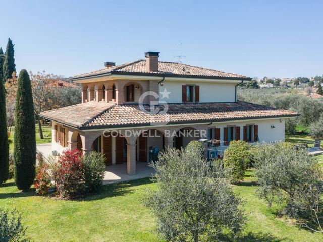 Villa Indipendente in vendita a Cella, Misano Adriatico