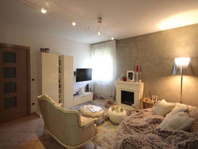 Villa Indipendente in vendita a Le Casette, Misano Adriatico
