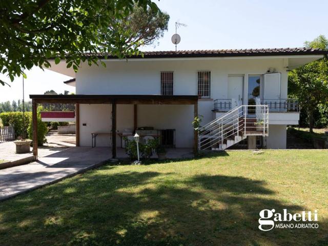Villa Indipendente in vendita a Misano Adriatico, Reggio Emilia