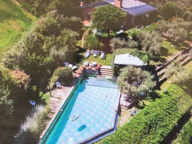 Villa Indipendente in vendita a Ca' Rastelli, Misano Adriatico