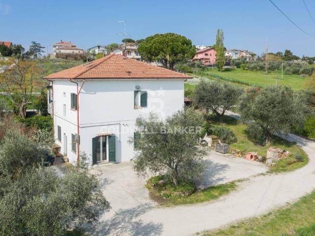 Villa Indipendente in vendita a Camilluccia, Misano Adriatico