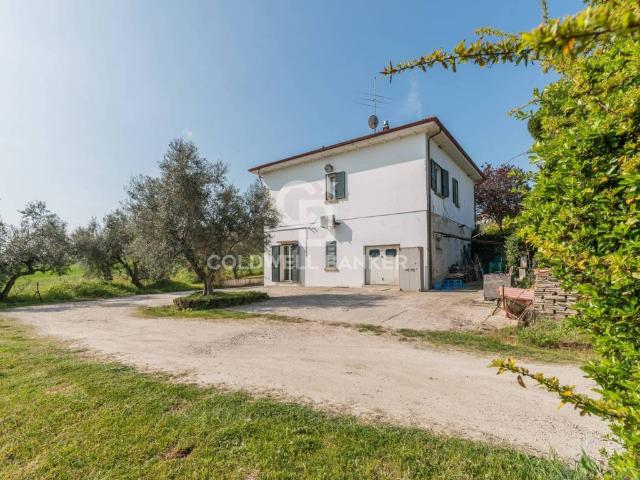 Villa Indipendente in vendita a Camilluccia, Misano Adriatico