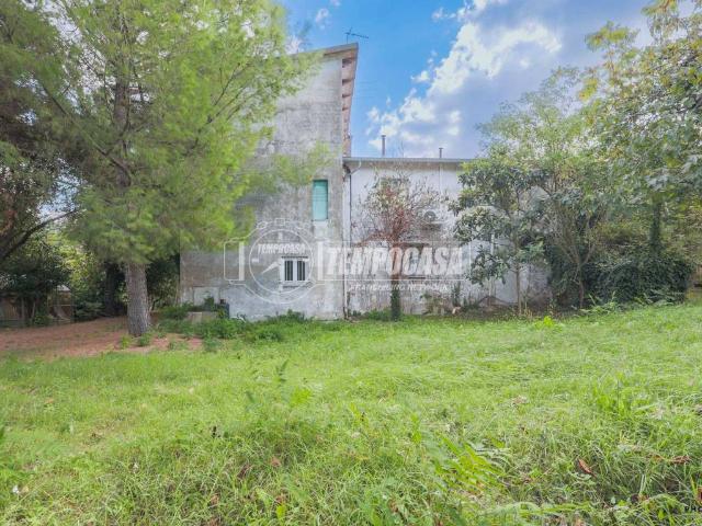 Villa Indipendente in vendita a Ca' Rastelli, Misano Adriatico