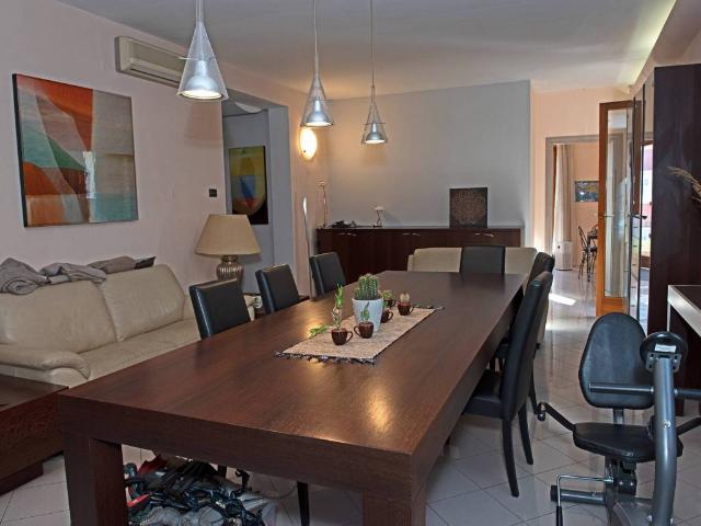 Villa Indipendente in vendita a Cà Bianchini, Misano Adriatico