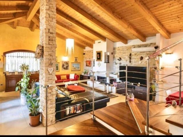 Villa Indipendente in vendita a Cella, Misano Adriatico