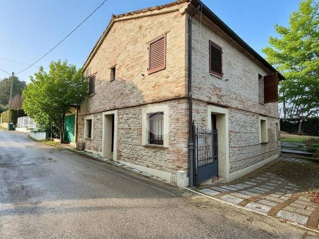 Villa Indipendente in vendita a Ca' Rastelli, Misano Adriatico