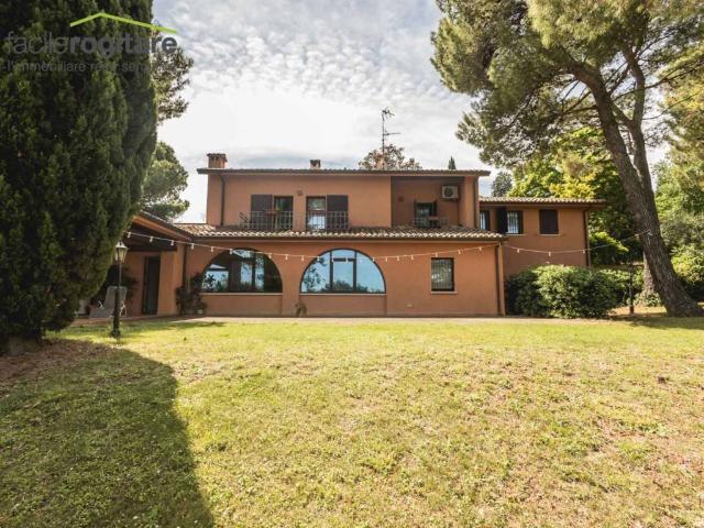 Villa Indipendente in vendita a Camilluccia, Misano Adriatico