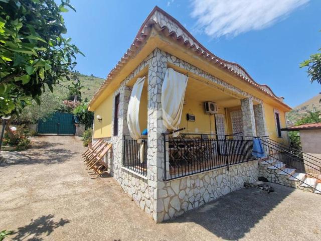 Villa Indipendente in vendita a Misilmeri, Sicilia