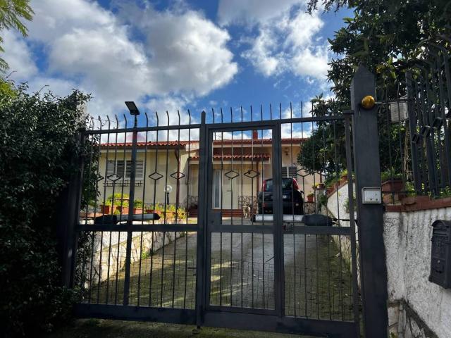 Villa Indipendente in vendita a Misilmeri, Sicilia