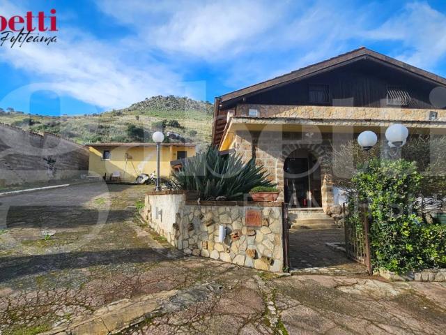 Villa Indipendente in vendita a Misilmeri, Sicilia
