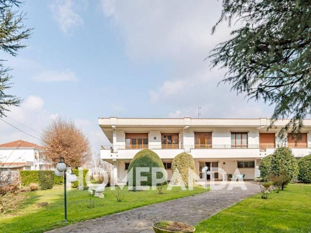 Villa Indipendente in vendita a Misinto, Lombardia