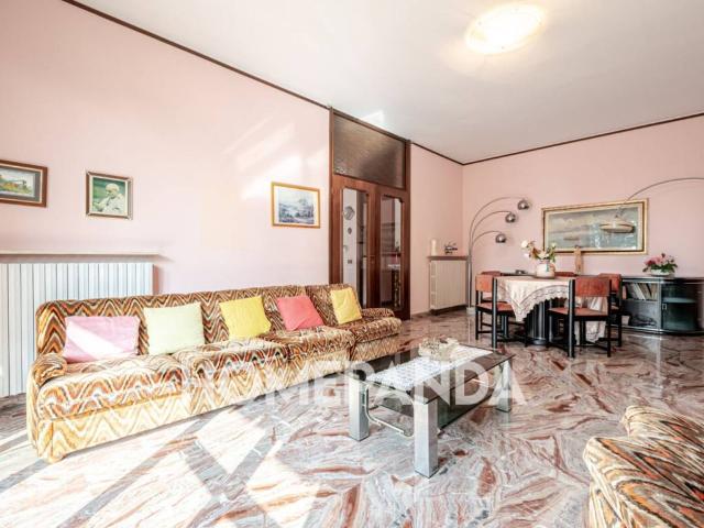 Villa Indipendente in vendita a Misinto, Lombardia