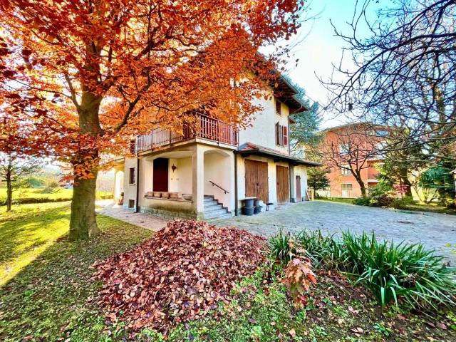 Villa Indipendente in vendita a Missagliola, Missaglia