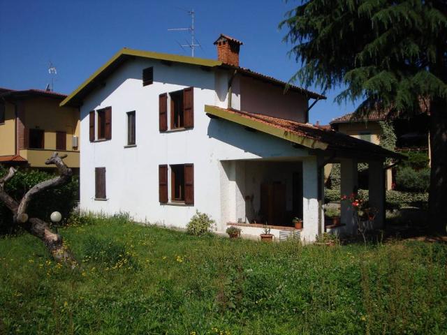 Villa Indipendente in vendita a Bariano, Missaglia
