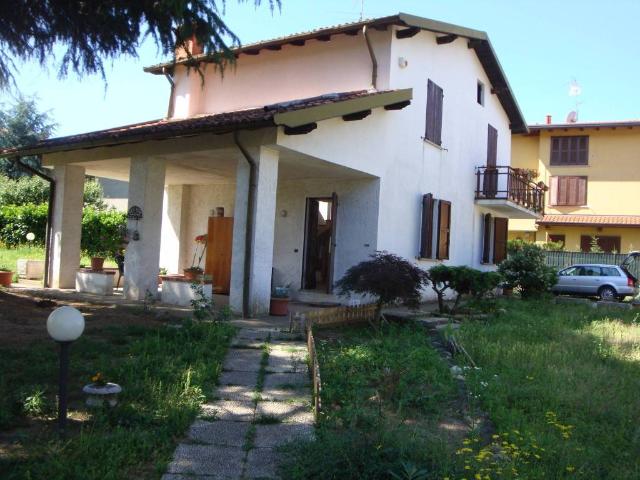 Villa Indipendente in vendita a Bariano, Missaglia