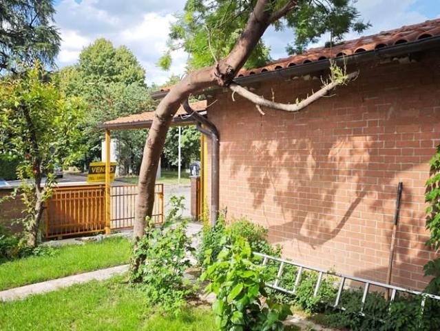 Villa Indipendente in vendita a Centro Storico, Modena