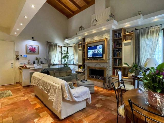 Villa Indipendente in vendita a Modena, Saliceta San Giuliano