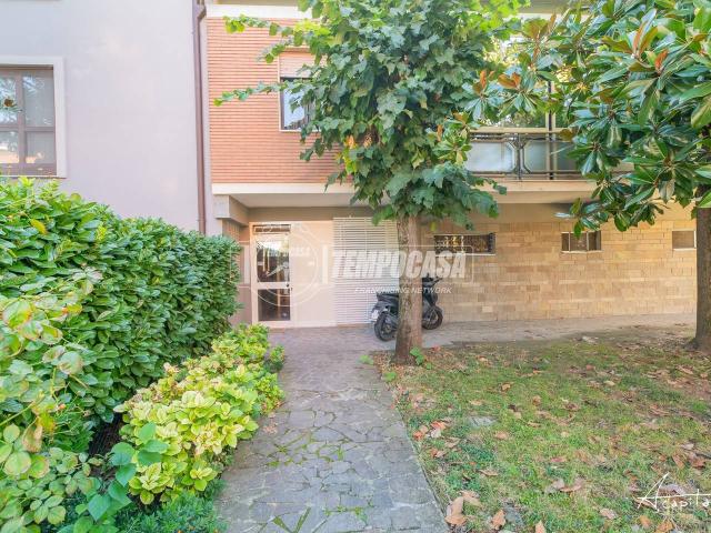 Villa Indipendente in vendita a Buon Pastore-Sant'Agnese-San Damaso, Modena