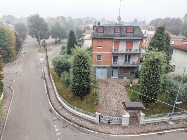 Villa Indipendente in vendita a Crocetta-San Lazzaro-Modena Est, Modena