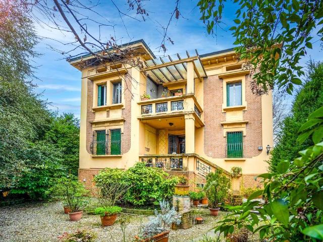 Villa Indipendente in vendita a Buon Pastore-Sant'Agnese-San Damaso, Modena