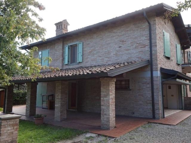 Villa Indipendente in vendita a Formigine, Reggio Emilia