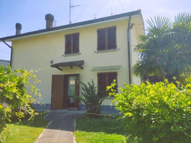 Villa Indipendente in vendita a Crocetta-San Lazzaro-Modena Est, Modena