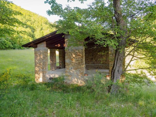 Villa Indipendente in vendita a Unione dei comuni del Distretto Ceramico, Palagano