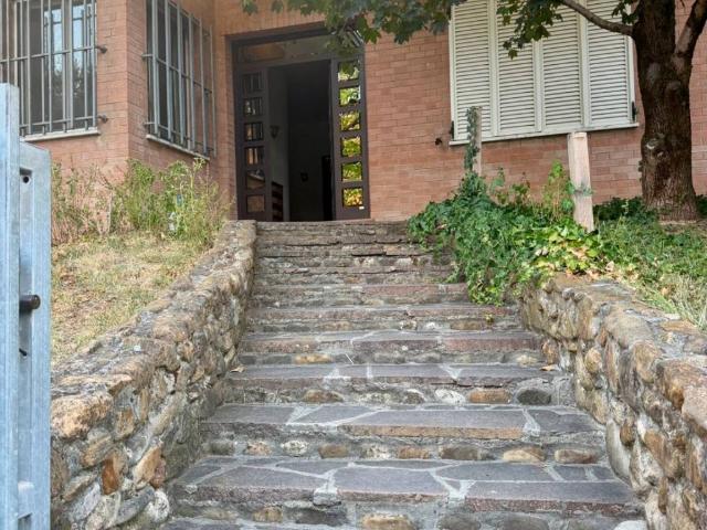 Villa Indipendente in vendita a Buon Pastore-Sant'Agnese-San Damaso, Modena