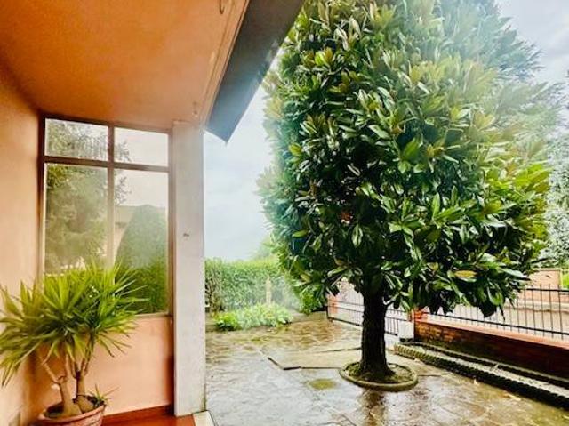 Villa Indipendente in vendita a Modena, Crocetta