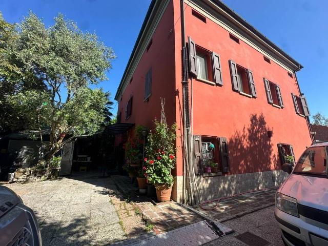 Villa Indipendente in vendita a Crocetta-San Lazzaro-Modena Est, Modena
