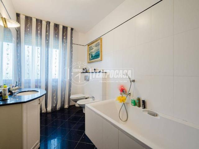 Villa Indipendente in vendita a Unione dei comuni del Distretto Ceramico, Modena