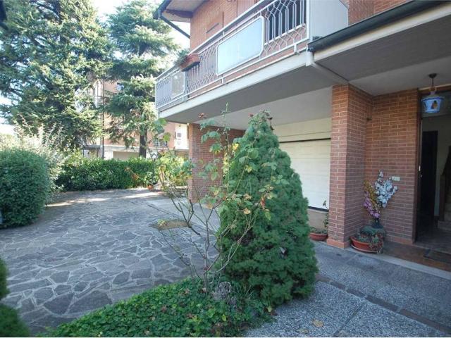 Villa Indipendente in vendita a Crocetta-San Lazzaro-Modena Est, Modena