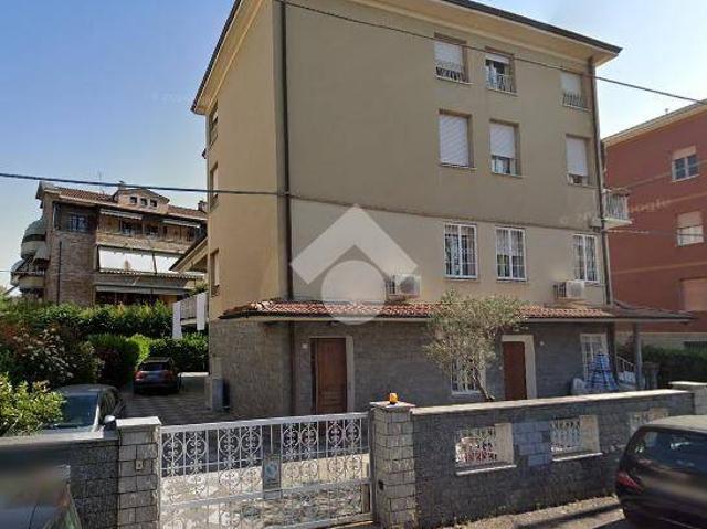 Villa Indipendente in vendita a Modena, Amendola