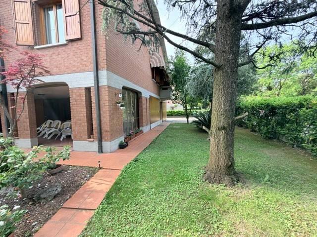 Villa Indipendente in vendita a San Faustino-Madonnina-Quattroville, Modena