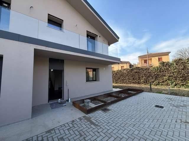 Villa Indipendente in vendita a Crocetta-San Lazzaro-Modena Est, Modena
