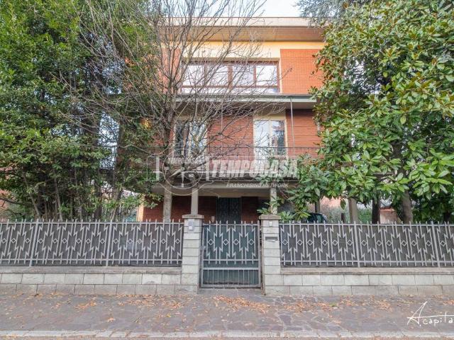 Villa Indipendente in vendita a Crocetta-San Lazzaro-Modena Est, Modena