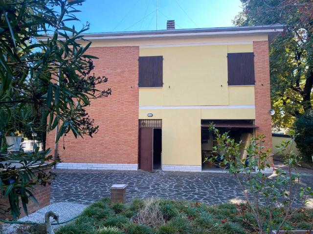 Villa Indipendente in vendita a Crocetta-San Lazzaro-Modena Est, Modena