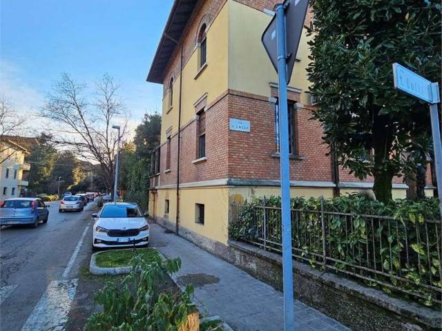 Villa Indipendente in vendita a Buon Pastore-Sant'Agnese-San Damaso, Modena