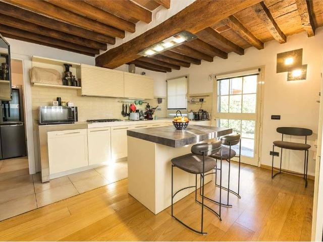 Villa Indipendente in vendita a Buon Pastore-Sant'Agnese-San Damaso, Modena