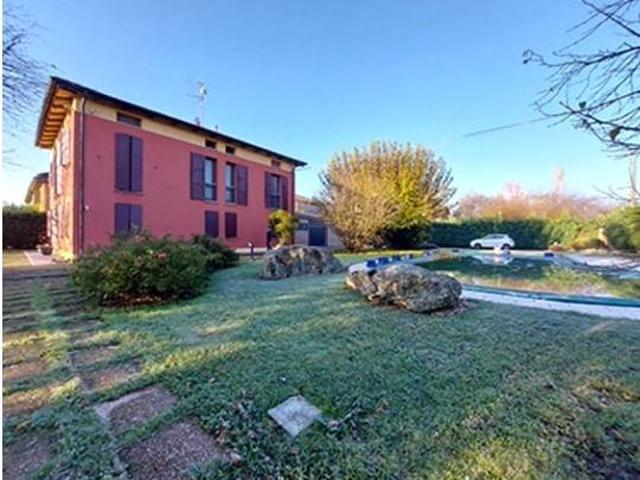 Villa Indipendente in vendita a Tre Olmi, Modena