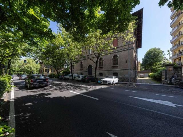 Villa Indipendente in vendita a Centro Storico, Modena