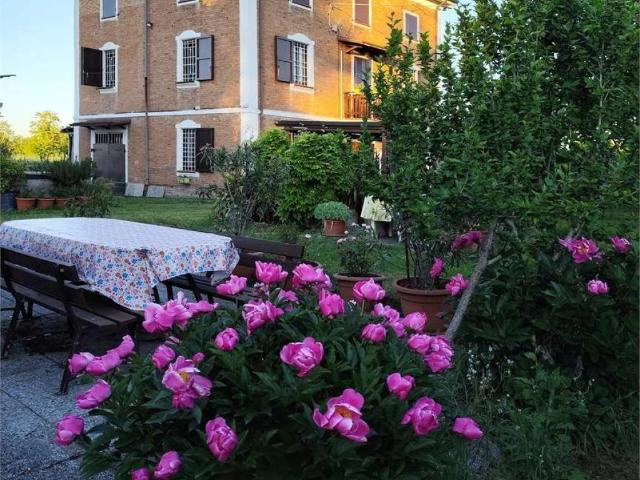 Villa Indipendente in vendita a Buon Pastore-Sant'Agnese-San Damaso, Modena