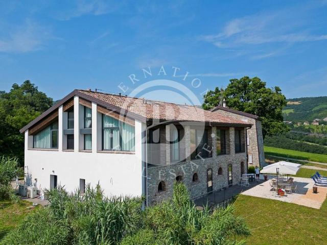 Villa Indipendente in vendita a Modena, Quartiere Albareto