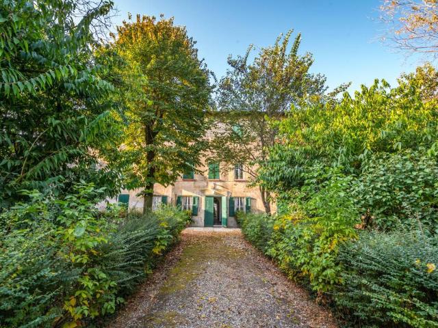 Villa Indipendente in vendita a Modena, Tre Olmi