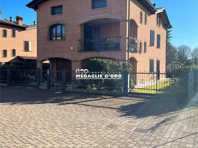Villa Indipendente in vendita a Modena, Tre Olmi